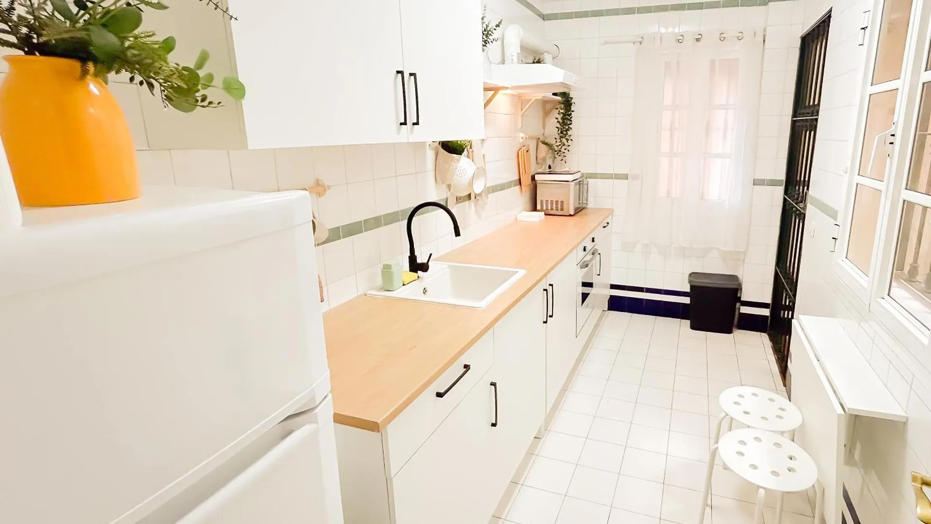 Appartement El Tejar à Séville 0*,